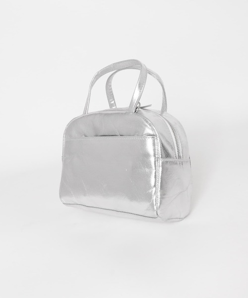 URBAN RESEARCH DOORS(アーバンリサーチドアーズ)の「箔プリントキャンバスバッグ(ショルダーバッグ・レディース・シルバー/ブラック・ONE)」の6枚目の写真