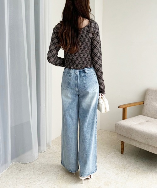 one after another NICE CLAUP(ワンアフターアナザーナイスクラップ)の「シャーリングトップス(Tシャツ/カットソー・レディース・ブラウン/オフホワイト/ブラウン系その他・FREE)」の17枚目の写真