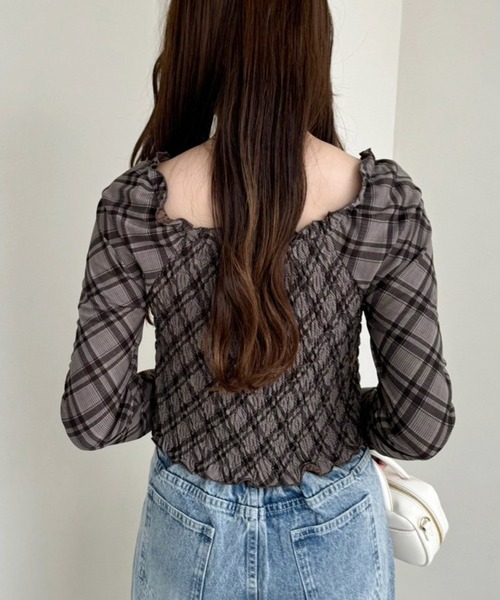 one after another NICE CLAUP(ワンアフターアナザーナイスクラップ)の「シャーリングトップス(Tシャツ/カットソー・レディース・ブラウン/オフホワイト/ブラウン系その他・FREE)」の18枚目の写真