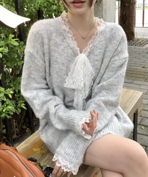新品未使用タグ付き　Vin　ヴァン　異素材　ニットドッキングジップ 婦人コットン中タツVネックセーター （ニット・セーター