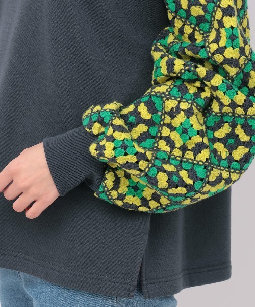 チチカカ（チチカカ）の「クロシェロングスリーブプルオーバー（スウェット・レディース・ピンク/アイボリー/チャコールグレー・FREE）」の13枚目の写真