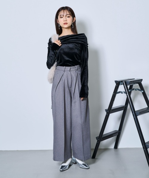 tarin arin(タリンアリン)の「【150㎝前後の小柄さんサイズ】オフショル ベロアトップス(Tシャツ/カットソー・レディース・ブラック/カーキ/ベージュ・S/M)」の15枚目の写真