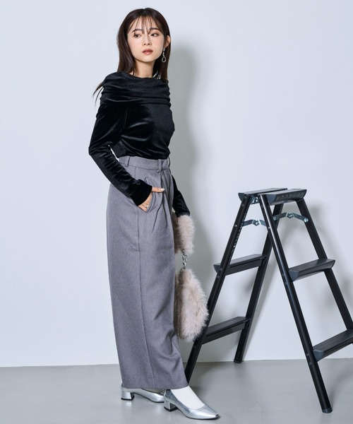tarin arin(タリンアリン)の「【150㎝前後の小柄さんサイズ】オフショル ベロアトップス(Tシャツ/カットソー・レディース・ブラック/カーキ/ベージュ・S/M)」の16枚目の写真