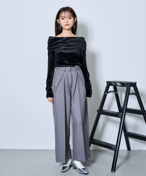 tarin arin(タリンアリン)の「【150㎝前後の小柄さんサイズ】オフショル ベロアトップス(Tシャツ/カットソー・レディース・ブラック/カーキ/ベージュ・S/M)」の18枚目の写真
