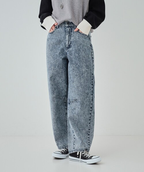 Cutie Blonde(キューティーブロンド)の「【S-LL】ケミカルウォッシュ カーブデニムパンツ(その他パンツ・レディース・ブルー系その他/ブラック・01/02/03/04)」の7枚目の写真