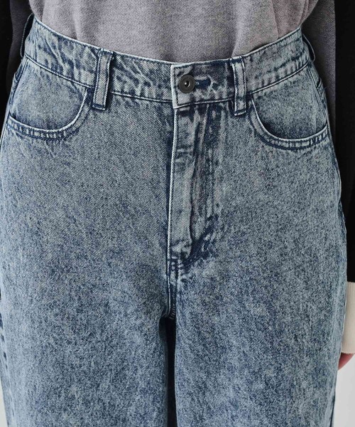 Cutie Blonde(キューティーブロンド)の「【S-LL】ケミカルウォッシュ カーブデニムパンツ(その他パンツ・レディース・ブルー系その他/ブラック・01/02/03/04)」の17枚目の写真