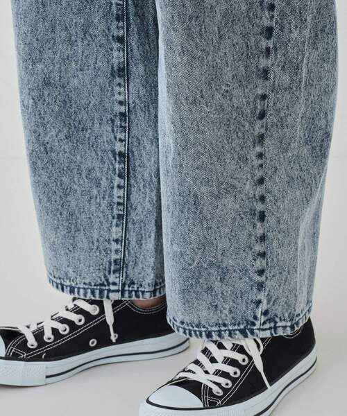 Cutie Blonde(キューティーブロンド)の「【S-LL】ケミカルウォッシュ カーブデニムパンツ(その他パンツ・レディース・ブルー系その他/ブラック・01/02/03/04)」の19枚目の写真