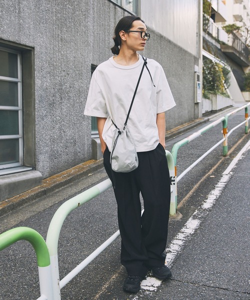 Unblend（アンブレンド）の「【Unblend】アコーディオン ナイロン ショルダーバッグ（ショルダーバッグ・レディース・ブラック/ホワイト・FREE）」の20枚目の写真