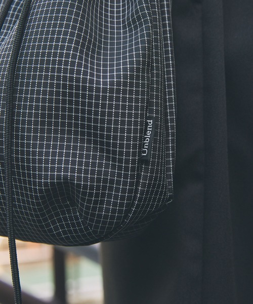 Unblend（アンブレンド）の「【Unblend】アコーディオン ナイロン ショルダーバッグ（ショルダーバッグ・レディース・ブラック/ホワイト・FREE）」の10枚目の写真