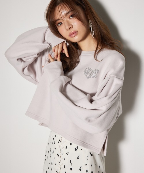 rienda（リエンダ）の「ラインストーンロゴスウェットトップス　トレーナー（スウェット・レディース・ライトピンク/ライトイエロー/ホワイト・FREE）」の3枚目の写真