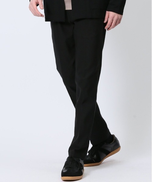 TAKA-Q(タカキュー)の「【抗菌防臭 ウォッシャブル】タカキュー クロスストレッチ トラウザーパンツ(チノパンツ・メンズ・ダークウッド/ネイビー/グレー/ブラック・S/MEDIUM/LARGE/X-LARGE)」の1枚目の写真