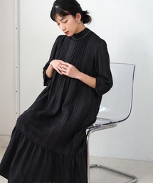 ハイネック ピンタックストライプワンピース