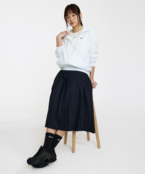 NIKE(ナイキ)の「ナイキ ショックス R4 メンズシューズ / Nike Shox R4 Men's Shoes HQ1988-001 Black(スニーカー・メンズ・ブラック・24/24.5/25/25.5/26/26.5/27/27.5/28/28.5/29/29.5/30)」の5枚目の写真