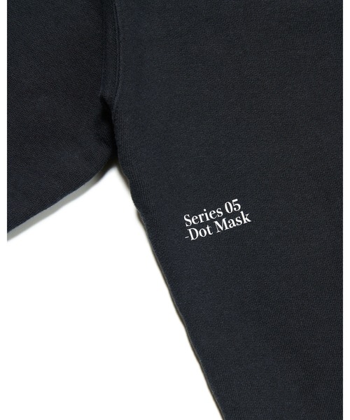 SOPHNET.（ソフネット）の「SIMON TAYLOR: DOT MASK CREWNECK（Tシャツ/カットソー・メンズ・ピンク/ブラック/ライトブルー・SMALL/MEDIUM/LARGE/X-LARGE）」の6枚目の写真