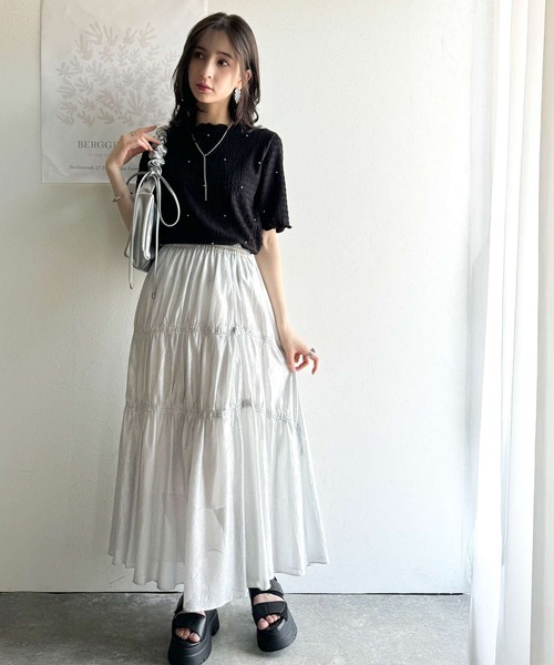 classicalelf（クラシカルエルフ）の「心ときめく夏のスタイルを叶える。メロウビジュ―ジャガードトップス（半袖）（Tシャツ/カットソー・レディース・アイボリー/ブラック/グレイッシュベージュ/ダークグレー・LARGE/X-LARGE/MEDIUM/SMALL）」の19枚目の写真