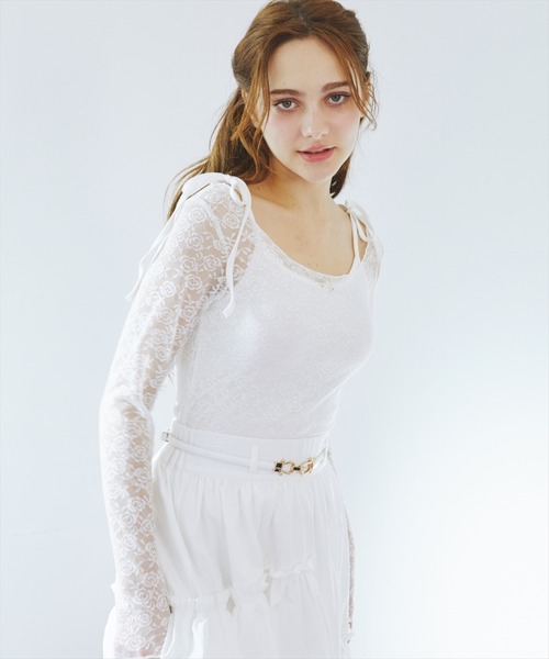 REDYAZEL(レディアゼル)の「レーストップス&リボンショルダーキャミソールセット(Tシャツ/カットソー・レディース・ブラック/オフホワイト/グリーン・FREE)」の4枚目の写真