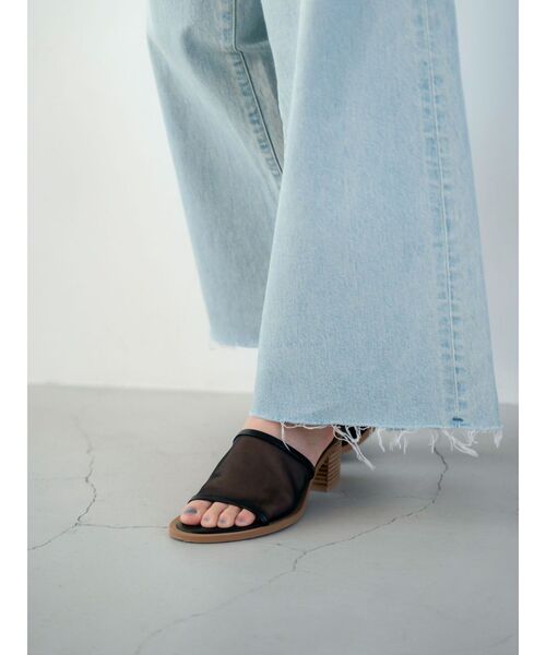 Ungrid(アングリッド)の「メッシュヒールサンダル(サンダル・レディース・オフホワイト/ブラック・S/M/L)」の9枚目の写真