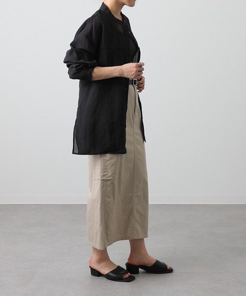 COLONY 2139（コロニートゥーワンスリーナイン）の「シアー切替バンドカラー長袖シャツ（シャツ/ブラウス・レディース・ブラック/ライトベージュ/グレイッシュベージュ/ホワイト・FREE）」の19枚目の写真