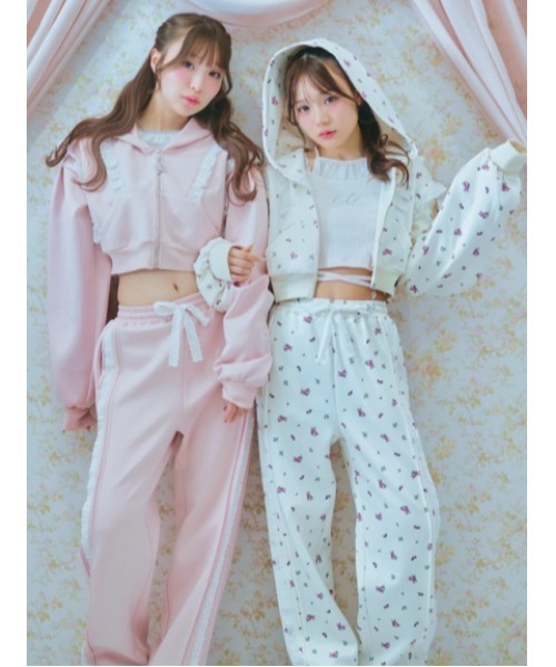 Me roir（ミーロワール）の「フリルパーカー（パーカー）」 - WEAR