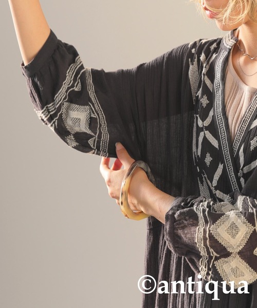 antiqua(アンティカ)の「インド綿刺繍ワンピース(ワンピース・レディース・ホワイト/ブラック・ONESIZE)」の8枚目の写真