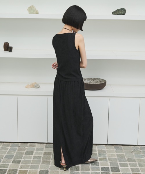 AIC.（エーアイシー）の「ワッシャー加工ボートネックノースリトップス/セットアップ可能（タンクトップ・レディース・ブラック/チャコールグレー/ブルー・FREE）」の19枚目の写真