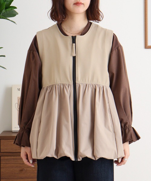 EGLANTINE(エグランティーヌ)の「EGLANTINE バルーンジップストレッチベスト(ベスト・レディース・ブラック/ベージュ・40)」の14枚目の写真