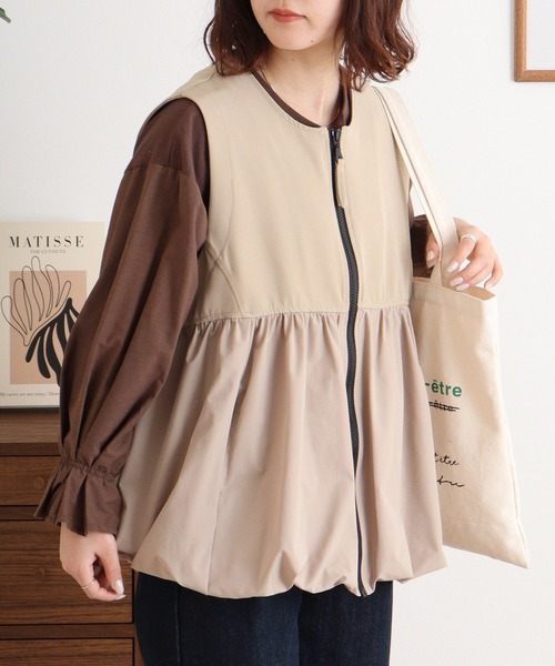 EGLANTINE(エグランティーヌ)の「EGLANTINE バルーンジップストレッチベスト(ベスト・レディース・ブラック/ベージュ・40)」の12枚目の写真