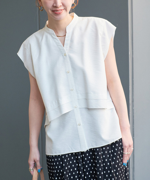 B.C STOCK（ベーセーストック）の「手洗い可 / UVカット / UVケアフロントフレアースタンドシャツ（シャツ/ブラウス・レディース・ホワイト/キャメル/ブラック・FREE）」の2枚目の写真