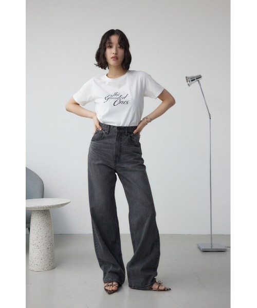 AZUL by moussy(アズールバイマウジー)の「シンプルロゴTシャツ(Tシャツ/カットソー・レディース・オフホワイト/ブラック/ライム/ベージュ・FREE)」の7枚目の写真