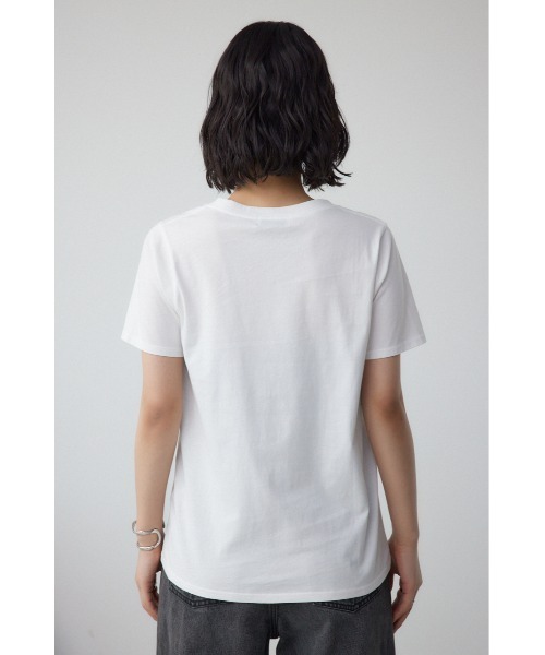 AZUL by moussy(アズールバイマウジー)の「シンプルロゴTシャツ(Tシャツ/カットソー・レディース・オフホワイト/ブラック/ライム/ベージュ・FREE)」の10枚目の写真