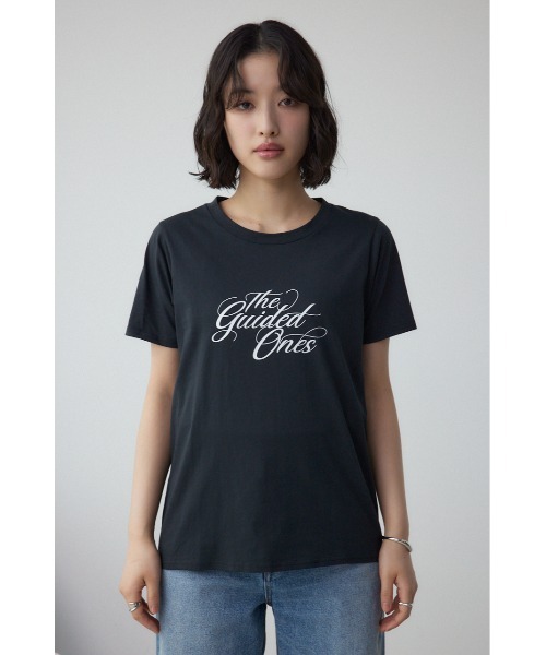 AZUL by moussy(アズールバイマウジー)の「シンプルロゴTシャツ(Tシャツ/カットソー・レディース・オフホワイト/ブラック/ライム/ベージュ・FREE)」の17枚目の写真