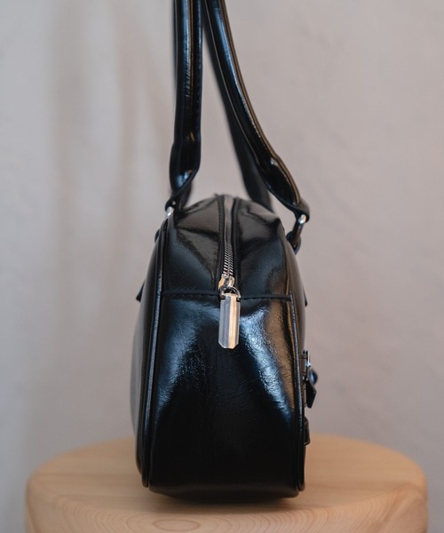 Nu(ニュー)の「【Nu】リボンベルトハンドバッグ(ショルダーバッグ・レディース・ピンク/レッド/ブラック・ONE SIZE)」の6枚目の写真