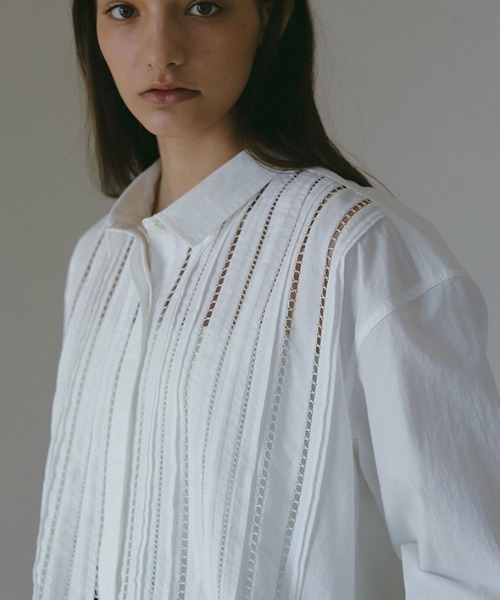 ETRE TOKYO（エトレトウキョウ）の「ハシゴレースソフトワッシャーシャツ（シャツ/ブラウス・レディース・ブラック/ホワイト・FREE）」の5枚目の写真