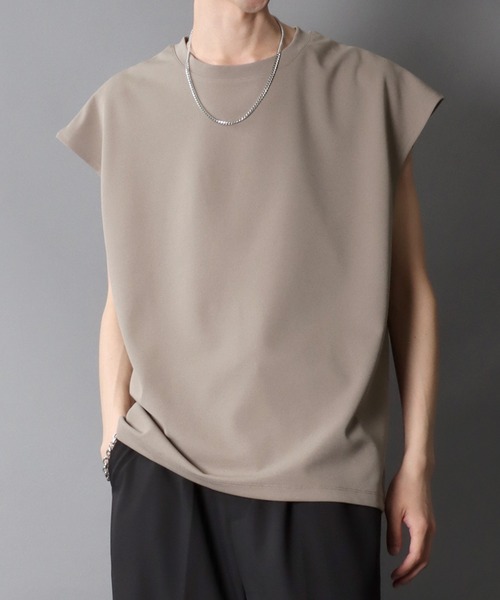 SITRY（シトリー）の「Amunzen Big Silhouette No Sleeve Shirt/UVカット 梨地 ビッグシルエット ノースリーブシャツ タンクトップ（タンクトップ・メンズ・グレイッシュブルー/ダークグリーン/ベージュ/チャコール/オフホワイト/ブラック・L/M/LL）」の4枚目の写真