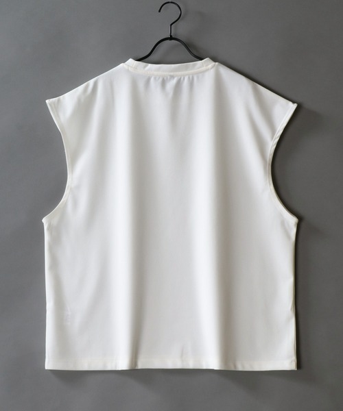 SITRY（シトリー）の「Amunzen Big Silhouette No Sleeve Shirt/UVカット 梨地 ビッグシルエット ノースリーブシャツ タンクトップ（タンクトップ・メンズ・グレイッシュブルー/ダークグリーン/ベージュ/チャコール/オフホワイト/ブラック・L/M/LL）」の7枚目の写真