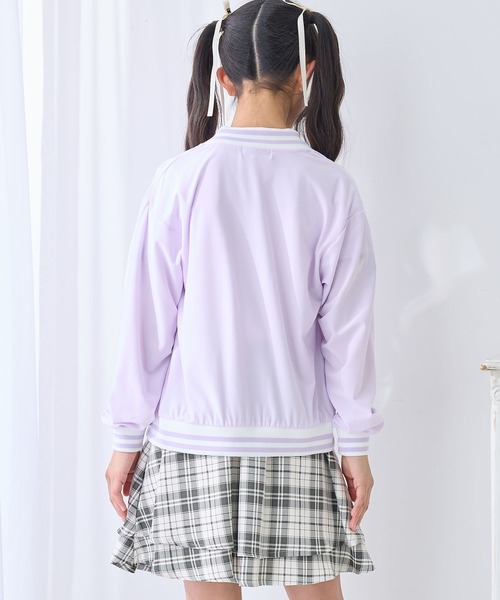 Amourire girl（アムリールガール）の「配色ライン ジップアップブルゾン5色展開（UV対策/紫外線対策）（ブルゾン・キッズ・パープル/グリーン/オフホワイト/ブラック/サックスブルー・130cm/140cm/150cm/160cm）」の18枚目の写真