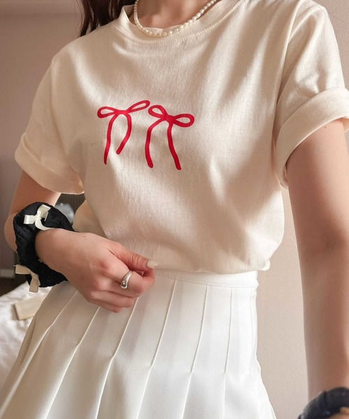 paravion（パラビオン）の「リボンプリントTシャツ（Tシャツ/カットソー・レディース・ベージュ/ホワイト/ブラック/グレー・FREE）」の10枚目の写真