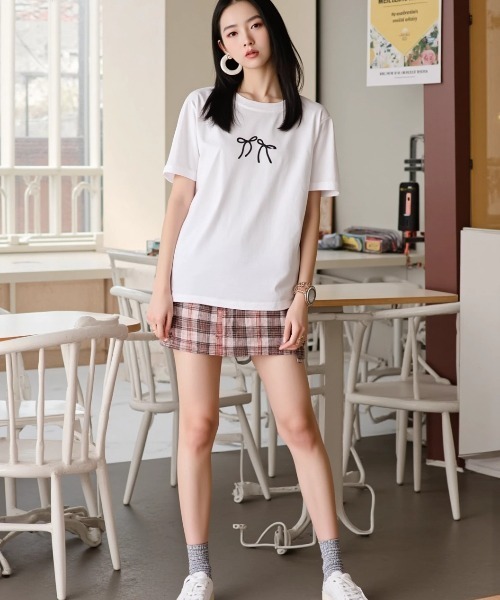 paravion（パラビオン）の「リボンプリントTシャツ（Tシャツ/カットソー・レディース・ベージュ/ホワイト/ブラック/グレー・FREE）」の22枚目の写真