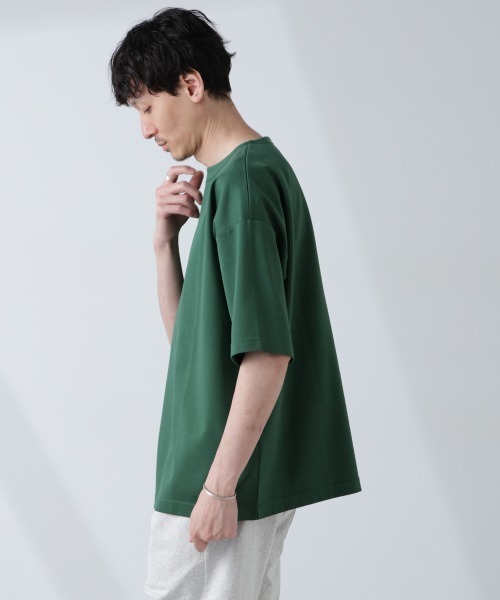 NANO universe(ナノユニバース)の「「NJ/CLUB」モクロディ ボートネック ビッグTシャツ(Tシャツ/カットソー・メンズ・ブラック/ホワイト/グリーン・L/M/S)」の5枚目の写真