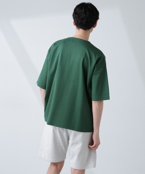 NANO universe(ナノユニバース)の「「NJ/CLUB」モクロディ ボートネック ビッグTシャツ(Tシャツ/カットソー・メンズ・ブラック/ホワイト/グリーン・L/M/S)」の6枚目の写真