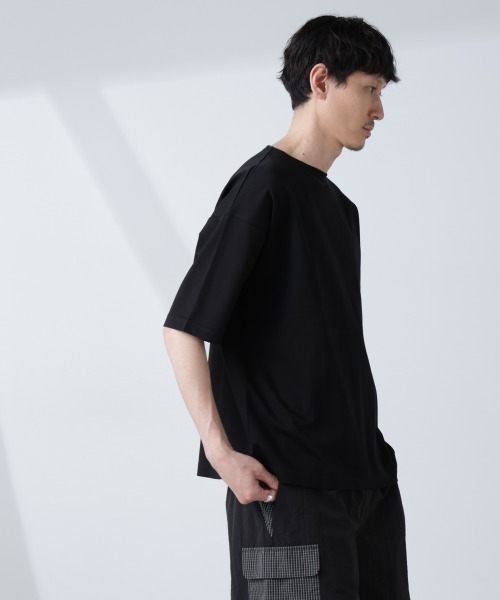 NANO universe(ナノユニバース)の「「NJ/CLUB」モクロディ ボートネック ビッグTシャツ(Tシャツ/カットソー・メンズ・ブラック/ホワイト/グリーン・L/M/S)」の19枚目の写真