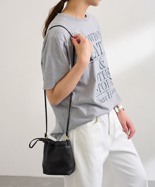 FRAMeWORK（フレームワーク）の「AULENTTI/オウレンティ miniキンチャクSHOULDER（ショルダーバッグ・レディース・ブラック/ボルドー/ゴールド/シルバー・FREE）」の9枚目の写真