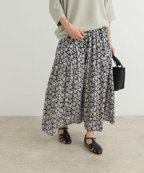 URBAN RESEARCH DOORS（アーバンリサーチドアーズ）の「コットンフラワーギャザースカート（スカート・レディース・グレー系その他/ネイビー・MEDIUM）」の14枚目の写真