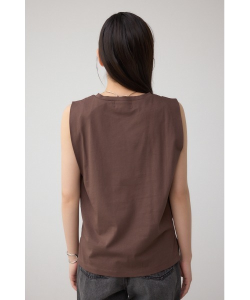 AZUL by moussy（アズールバイマウジー）の「C/Tベーシッククルーネックタンク（タンクトップ・レディース・ブラウン/アイボリー/ブラック/ライトピンク・FREE）」の18枚目の写真