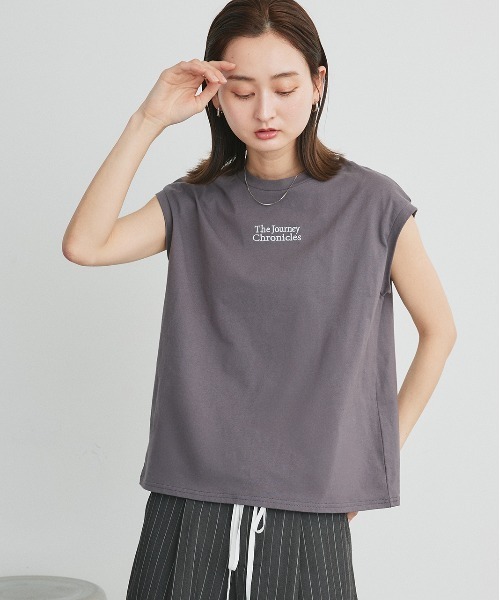 ad thie(アドティエ)の「ロゴ刺繍 フレンチスリーブ Tシャツ(Tシャツ/カットソー・レディース・オフホワイト/チャコール/ブラック・FREE)」の19枚目の写真