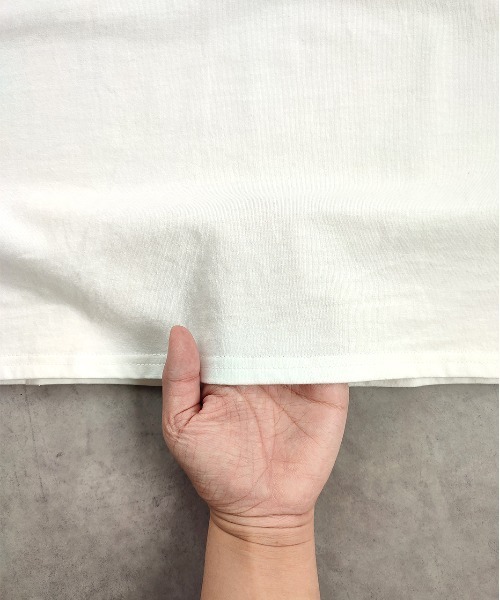 ad thie(アドティエ)の「ロゴ刺繍 フレンチスリーブ Tシャツ(Tシャツ/カットソー・レディース・オフホワイト/チャコール/ブラック・FREE)」の7枚目の写真
