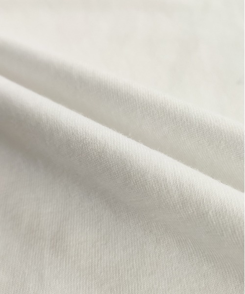 ad thie(アドティエ)の「ロゴ刺繍 フレンチスリーブ Tシャツ(Tシャツ/カットソー・レディース・オフホワイト/チャコール/ブラック・FREE)」の6枚目の写真