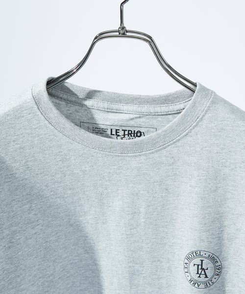 ABAHOUSE（アバハウス）の「バックプリント グラフィック 半袖Tシャツ / オーバーサイズ / LE TRIO ABAHOUSE（Tシャツ/カットソー・メンズ・ホワイト/ネイビー/グレー・48/46）」の12枚目の写真