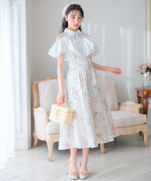 ROPE シアー 刺繍 ボタニカル タックフレアスカート ホワイト定価2.9万 セール】ボタニカルフラワータックフレアスカート（スカート