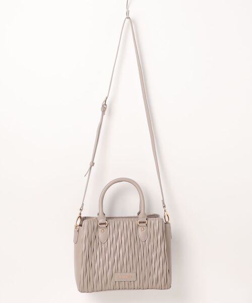 LA BAGAGERIE(ラバガジェリー)の「ランダムプリーツ2WAYハンドバッグ(トートバッグ・レディース・シルバー系その他/ブラック/グレイッシュベージュ/アイボリー/ライトブルー・FREE)」の3枚目の写真
